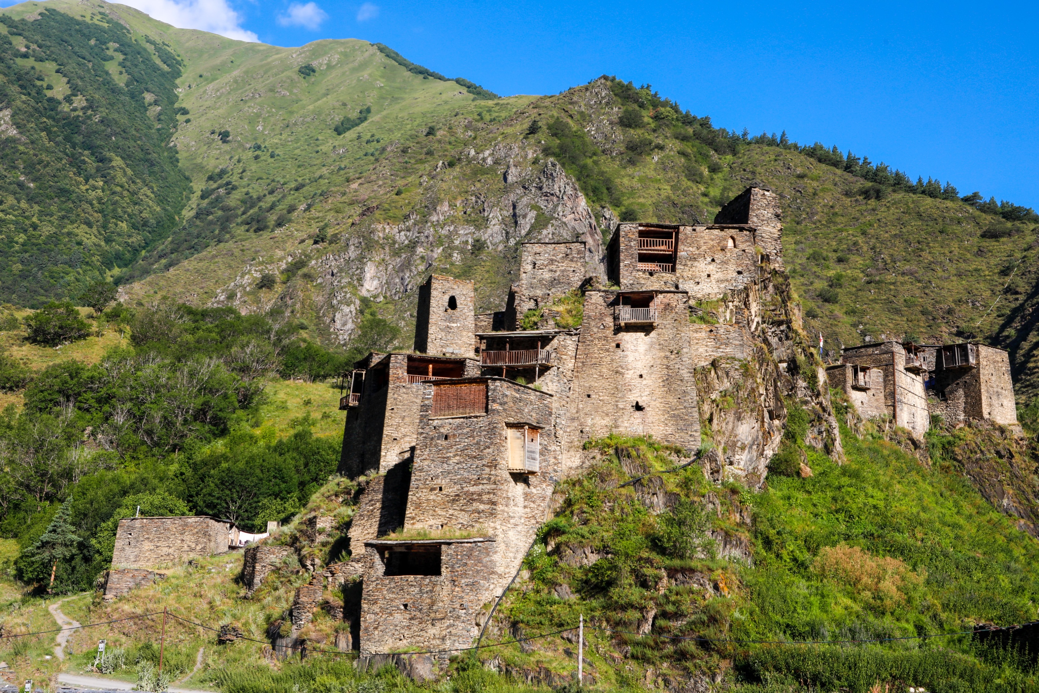 Historische Wehrtürme in Shatili